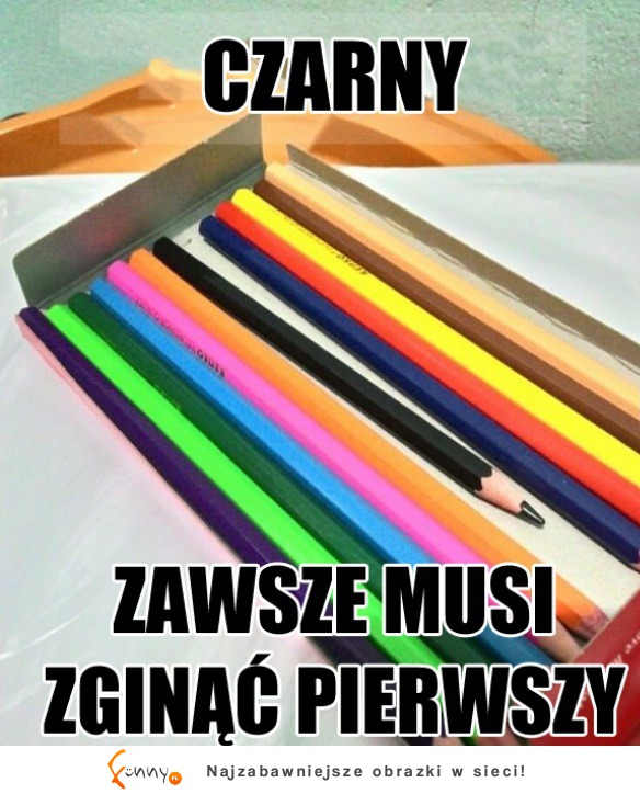 Czarny