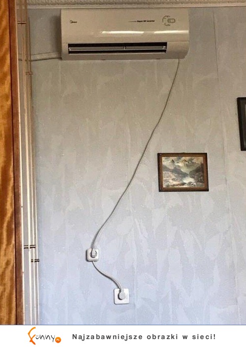 Elektryk chyba PŁAKAŁ jak montował XD Albo bardziej właściciel :D