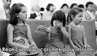 Pocałunek pary młodej