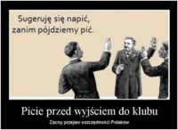 Picie przed wejściem do klubu...