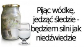 Pijąć wódkę