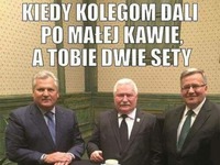 Powstrzymuje się