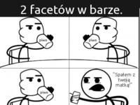 2 facetów w barze.