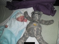 I to jest czyn, na który stać tylko żołnierza... Pewnie wiedział, ze wkrótce urodzi mu się syn!