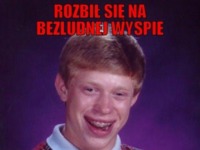 Rozbił się na bezludnej wyspie, okradli go... :D