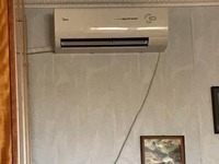 Elektryk chyba PŁAKAŁ jak montował XD Albo bardziej właściciel :D